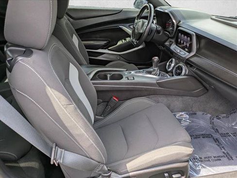 Used 2019 Chevrolet Camaro SS RWD image 20