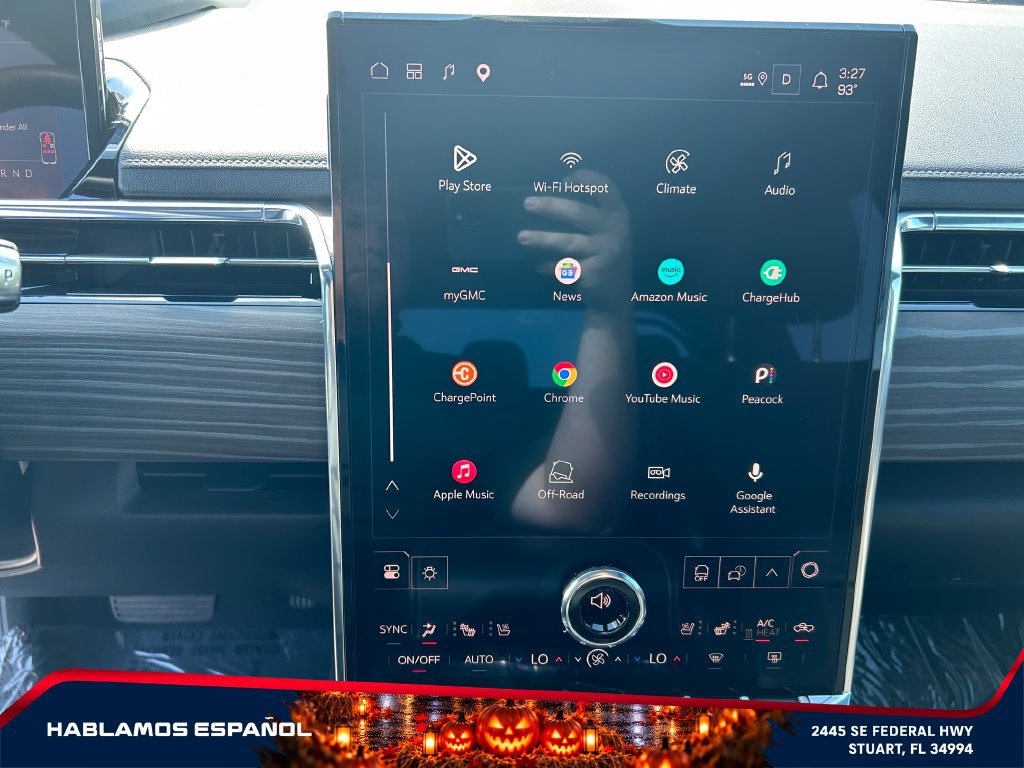 Used 2025 GMC Sierra EV Denali AWD/4WD image 23