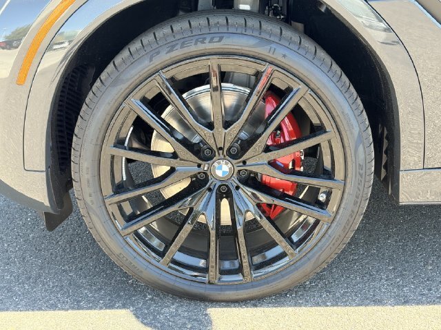 New 2027 BMW X6 xDrive40i w/ Climate Comfort Package AWD/4WD image 10