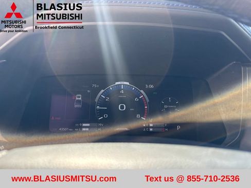 Used 2023 Toyota Tundra Platinum AWD/4WD image 17
