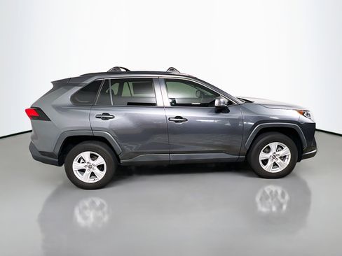 Used 2021 Toyota RAV4 XLE image 3