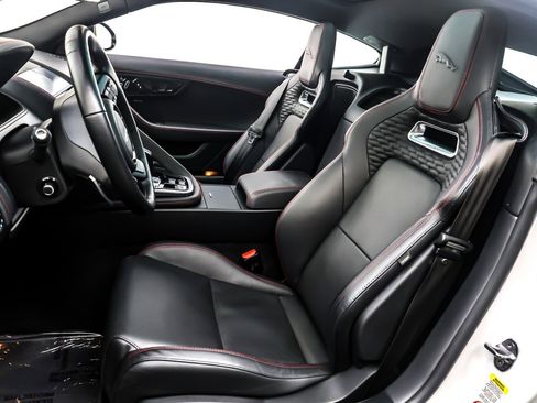 Used 2023 Jaguar F-TYPE R-Dynamic image 9