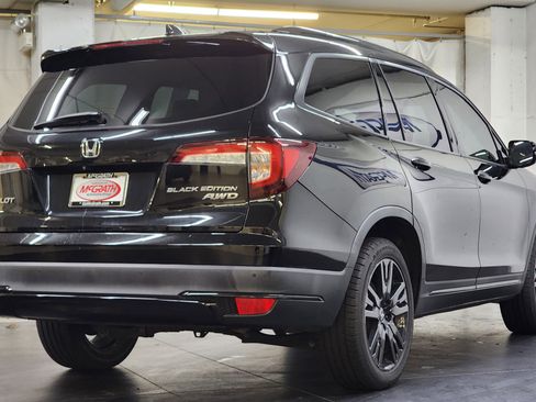 Used 2021 Honda Pilot Black Edition image 3