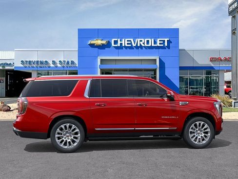 New 2026 GMC Yukon XL Denali w/ Sun & Power Step Package AWD/4WD image 5