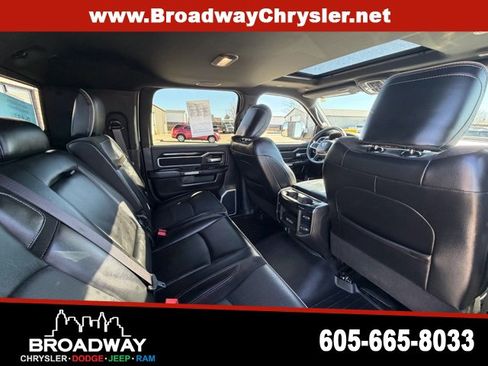 Used 2019 RAM 2500 Laramie image 12