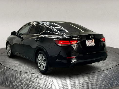 Used 2023 Nissan Sentra S image 6