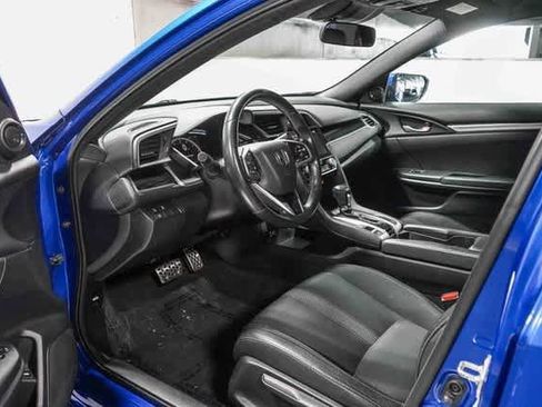 Used 2019 Honda Civic Sport image 16
