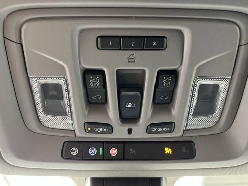 Used 2020 Chevrolet Silverado 1500 LTZ w/ LTZ Plus Package image 28