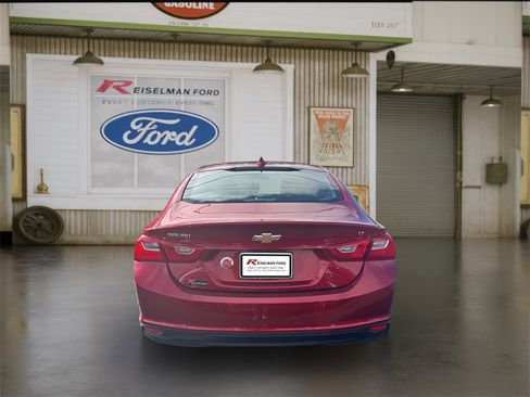 Used 2024 Chevrolet Malibu LT image 6