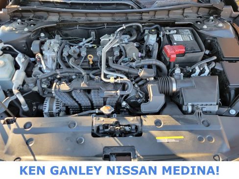 Used 2023 Nissan Altima 2.5 SV image 23