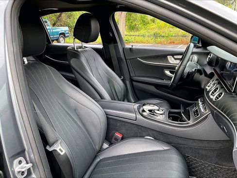 Used 2020 Mercedes-Benz E 350 Sedan image 8