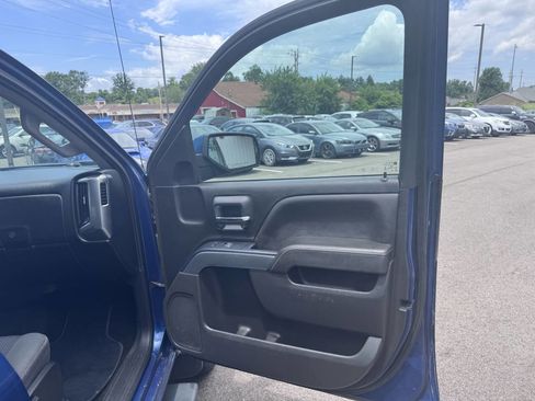 Used 2017 Chevrolet Silverado 1500 LT w/ All Star Edition AWD/4WD image 9
