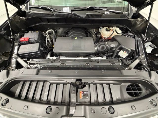 Certified 2025 Chevrolet Silverado 1500 LTZ w/ LTZ Premium Package AWD/4WD image 29