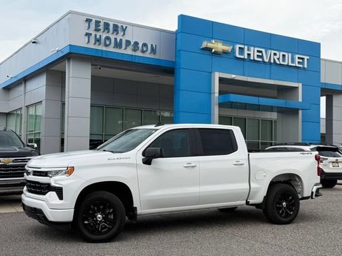 Used 2026 Chevrolet Silverado 1500 RST AWD/4WD image 1