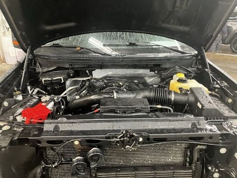 Used 2014 Ford F150 Lariat w/ Equipment Group 501A Mid image 25