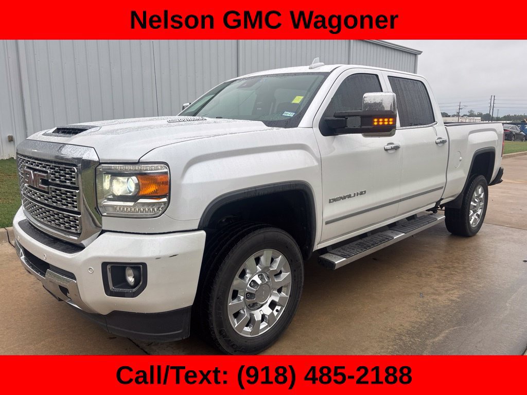 Used 2018 GMC Sierra 2500 Denali w/ Duramax Plus Package AWD/4WD image 1