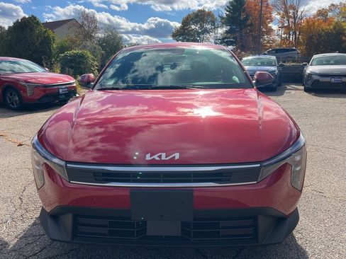 New 2025 Kia K4 LXS image 6
