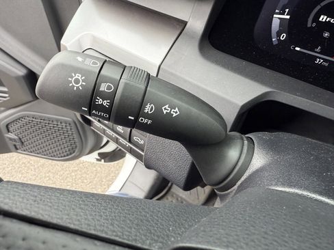 New 2024 Toyota Tacoma TRD Off-Road image 30