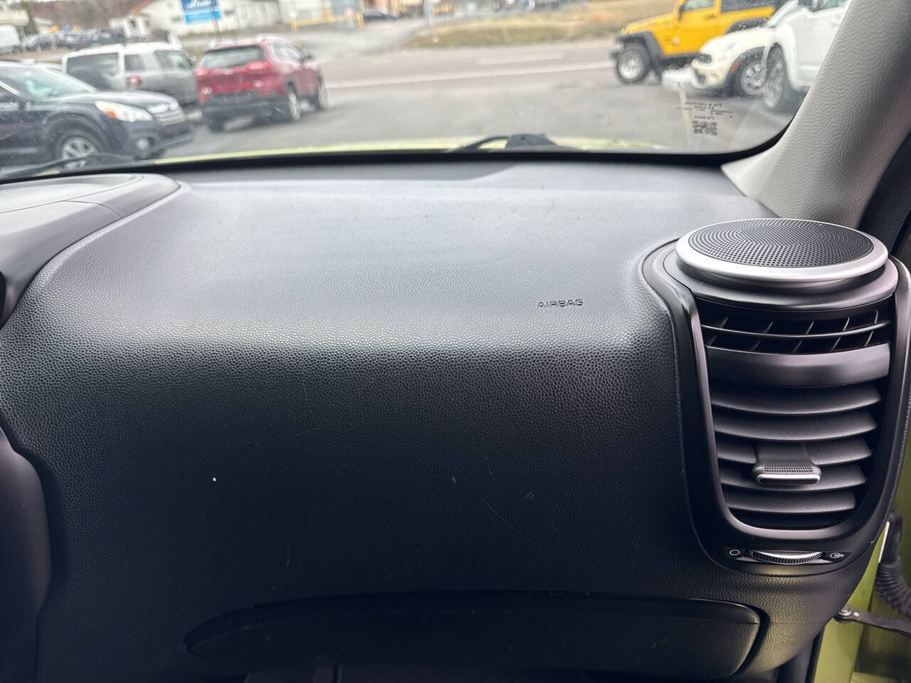 Used 2015 Kia Soul FWD image 28