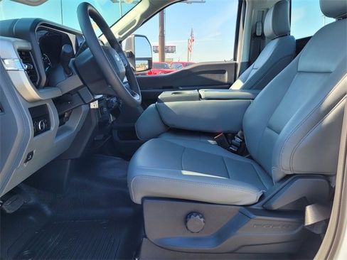 New 2025 Ford F250 XL w/ 360-Degree Camera Package image 33