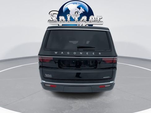 Used 2022 Jeep Wagoneer Series II image 8