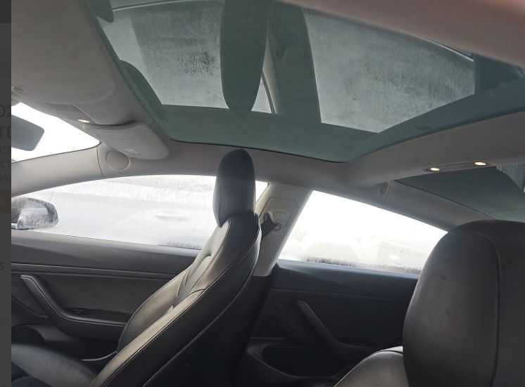 Used 2020 Tesla Model 3 Standard Range RWD image 8