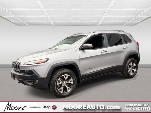 Used 2015 Jeep Cherokee Trailhawk w/ Comfort/Convenience Group AWD/4WD image 1