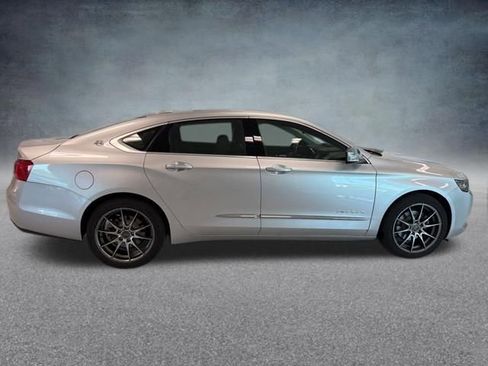Used 2019 Chevrolet Impala Premier FWD image 5