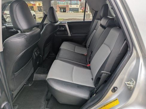 Used 2022 Toyota 4Runner SR5 Premium w/ Moonroof Package image 15