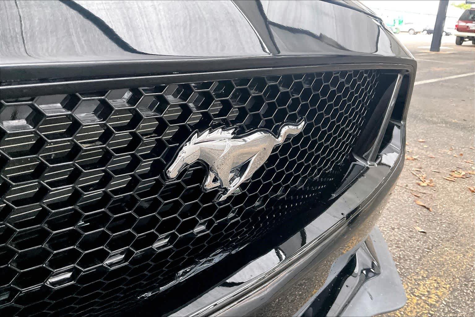Used 2020 Ford Mustang GT Premium w/ GT Performance Package RWD image 31