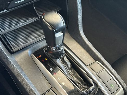 Used 2019 Honda Civic Sport image 17