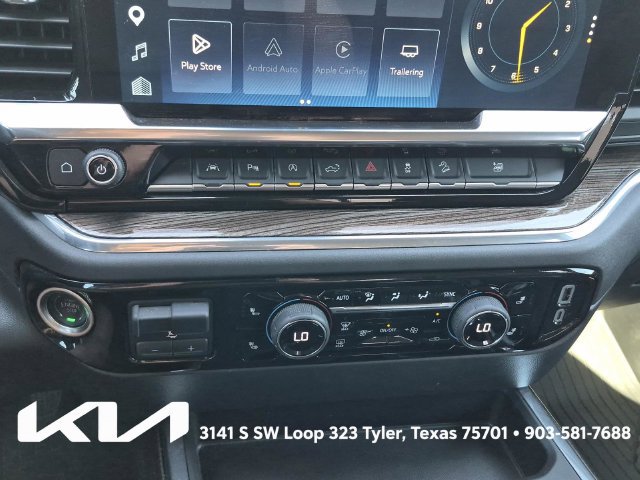 Used 2024 Chevrolet Silverado 1500 LT Trail Boss w/ LT Trail Boss Premium Package AWD/4WD image 38