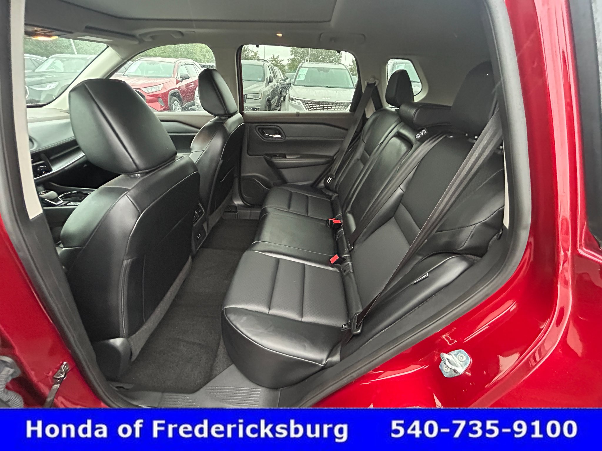 Used 2023 Nissan Rogue SV w/ SV Premium B Package AWD/4WD image 28