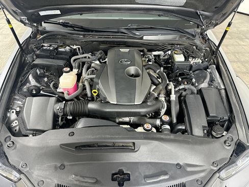 Used 2017 Lexus IS 200t w/ Navigation System Package RWD image 34