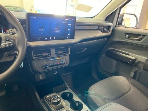 New 2025 Ford Maverick XL image 12