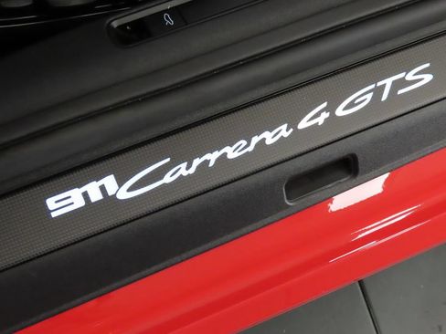 Certified 2026 Porsche 911 Carrera GTS RWD image 40