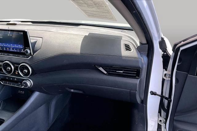 Certified 2022 Nissan Sentra SV w/ Trunk Package FWD image 18