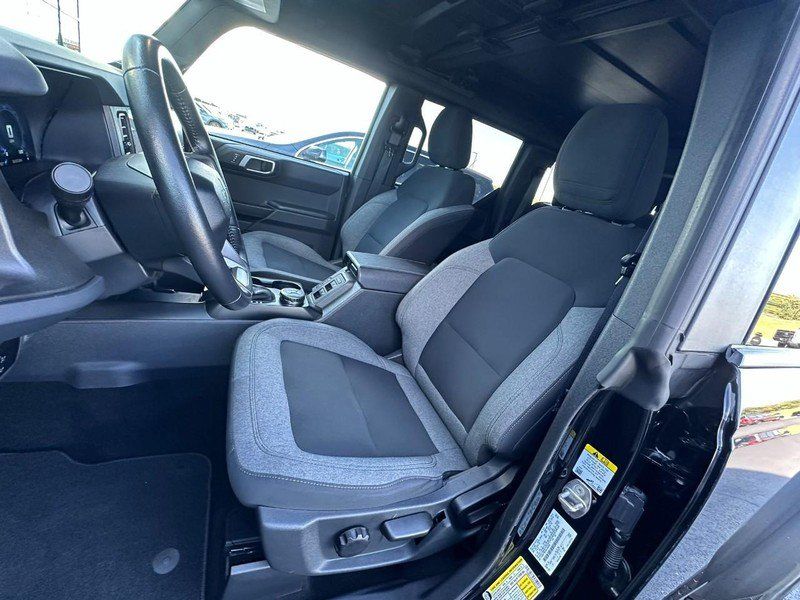 Used 2025 Ford Bronco Big Bend AWD/4WD image 8