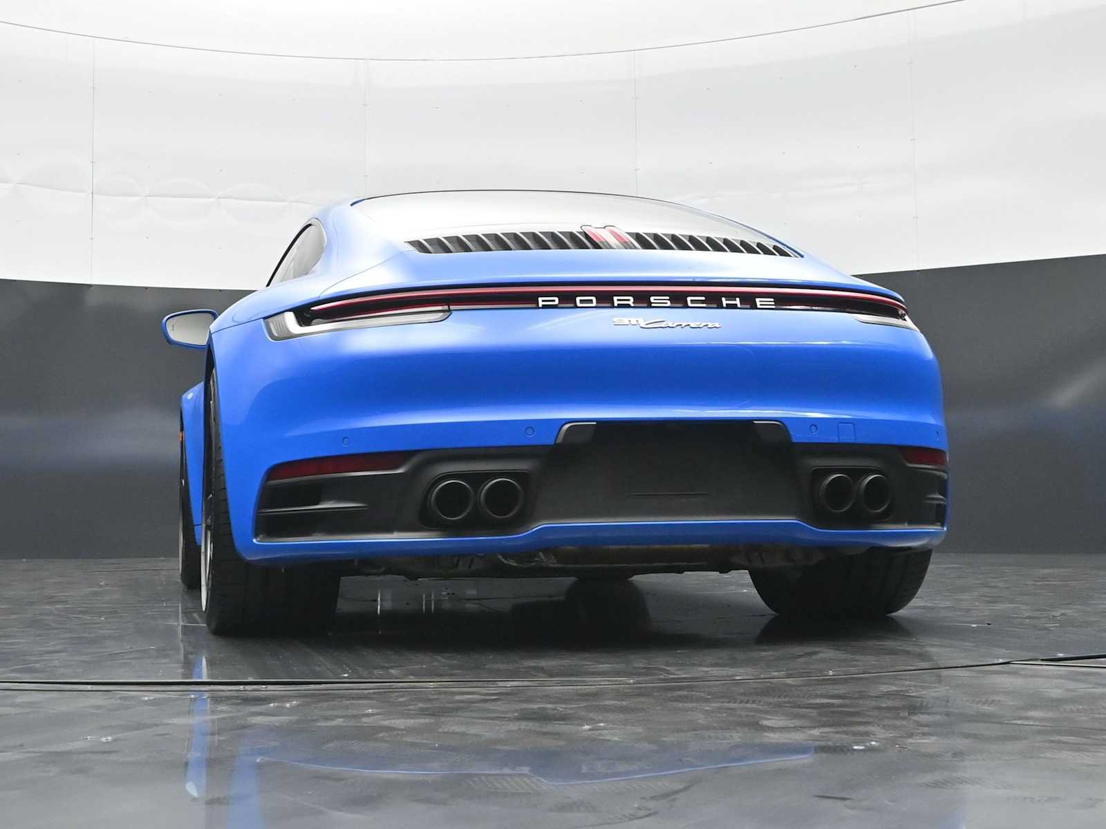 Used 2022 Porsche 911 Carrera RWD image 36
