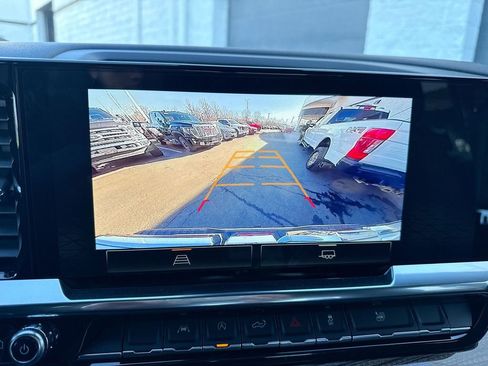 New 2026 GMC Sierra 1500 Elevation image 15