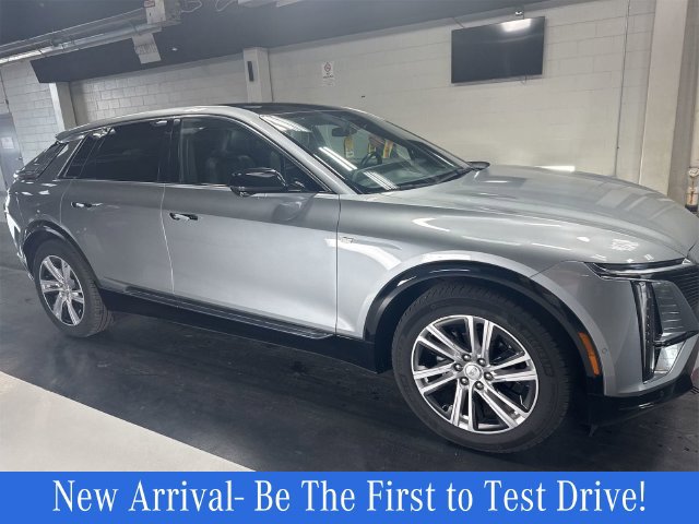 Used 2024 Cadillac Lyriq Tech w/ Driver Assist Package AWD/4WD image 1