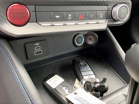 Certified 2025 Ford Mustang Dark Horse RWD image 29