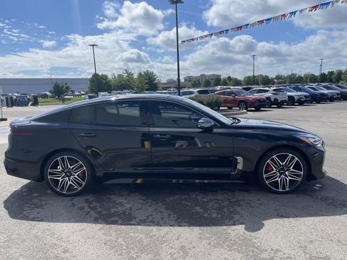 Used 2023 Kia Stinger GT2 RWD image 6