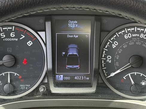 Used 2020 Toyota Tacoma TRD Off-Road AWD/4WD image 16