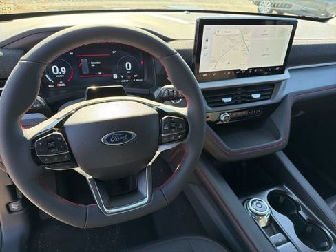 Used 2026 Ford Explorer ST-Line w/ ST-Line Street Pack AWD/4WD image 18