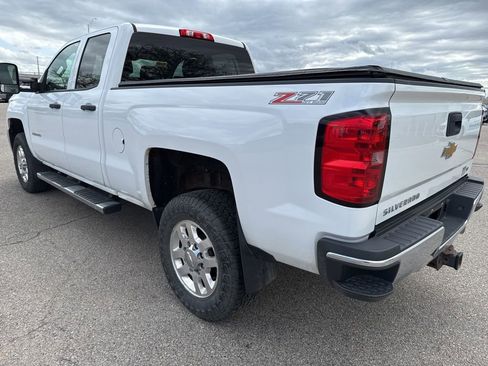 Used 2015 Chevrolet Silverado 2500 LT w/ Z71 Package, Off-Road AWD/4WD image 4