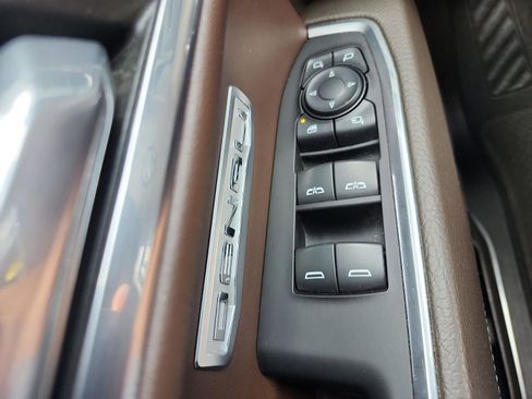 Certified 2022 GMC Sierra 1500 Denali image 22