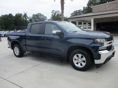 Used 2020 Chevrolet Silverado 1500 LT w/ Trailering Package RWD image 9