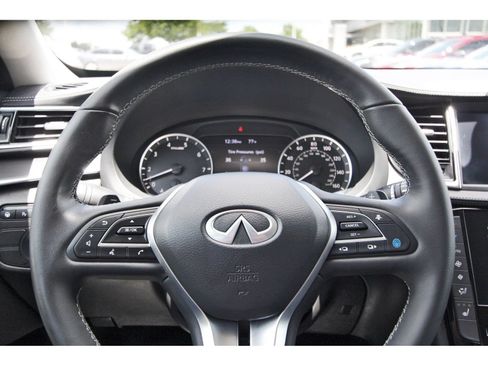 Used 2025 INFINITI QX50 Luxe AWD/4WD image 13