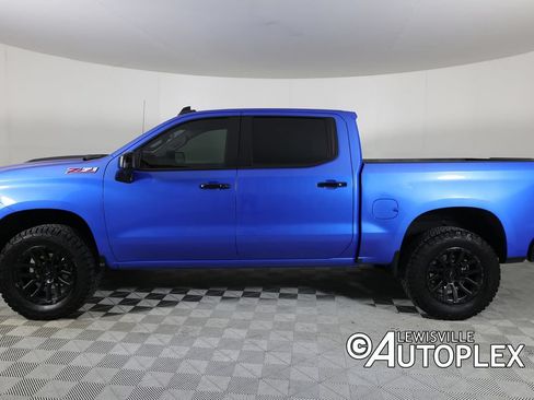 Used 2025 Chevrolet Silverado 1500 LT Trail Boss w/ LT Trail Boss Premium Package AWD/4WD image 11